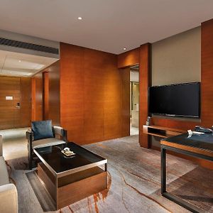 Executive King Suite